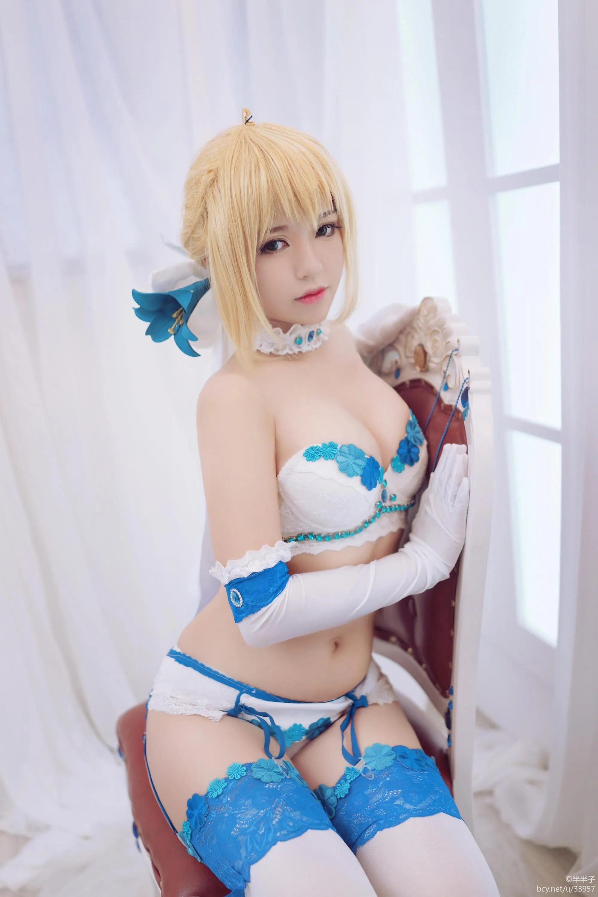 半半子 – NO.40 黑化Saber [15P]插图2